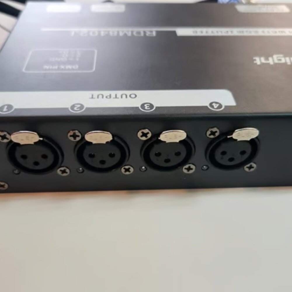 Pknight 4-Channel DMX Signal Optical Splitter Isolation Power CON Linking Signal